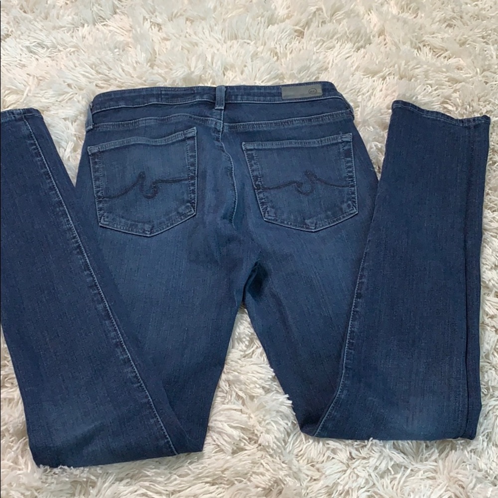AG jeans mid-rise size 26 skinny
